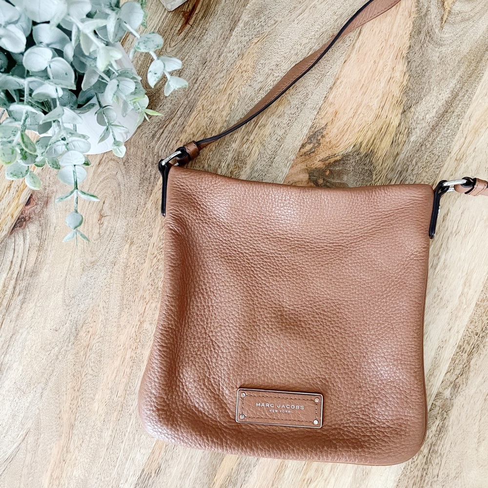 Marc Jacobs brown leather crossbody bag